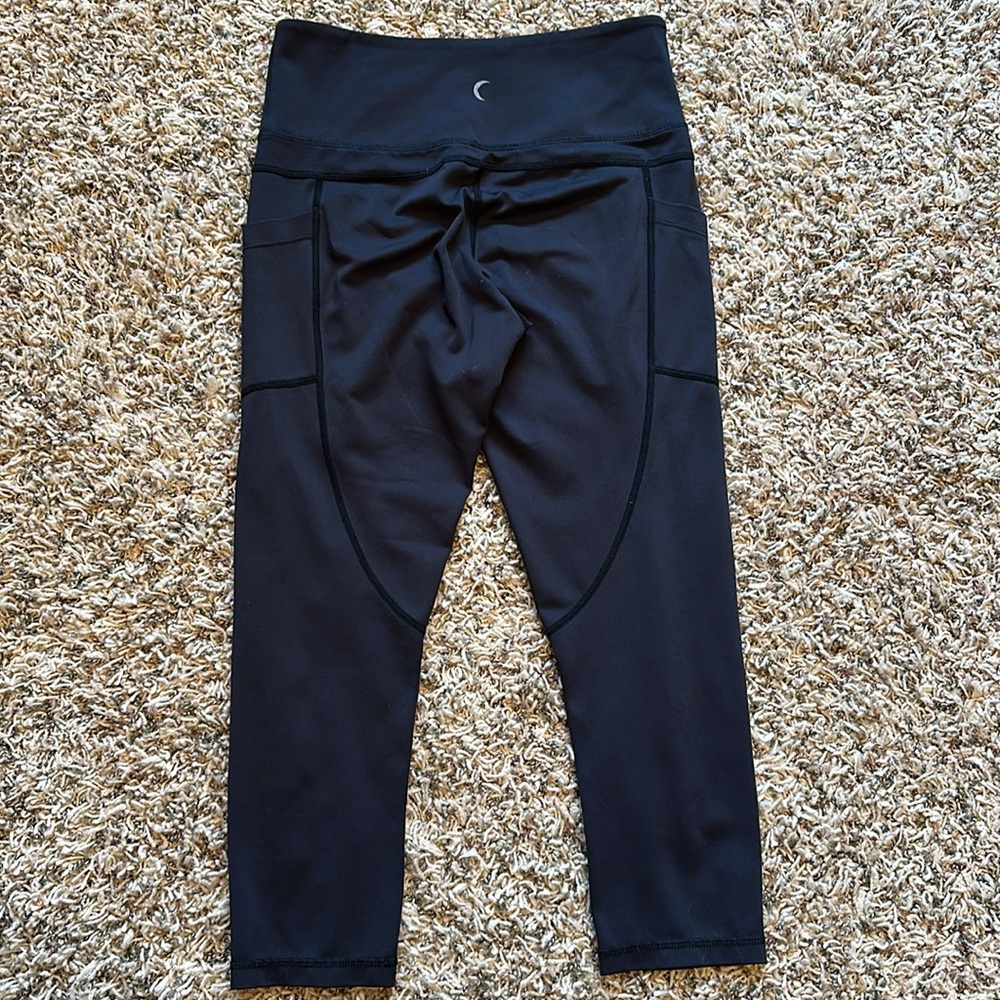 Zyia Crop Legging - Picture 4 of 4
